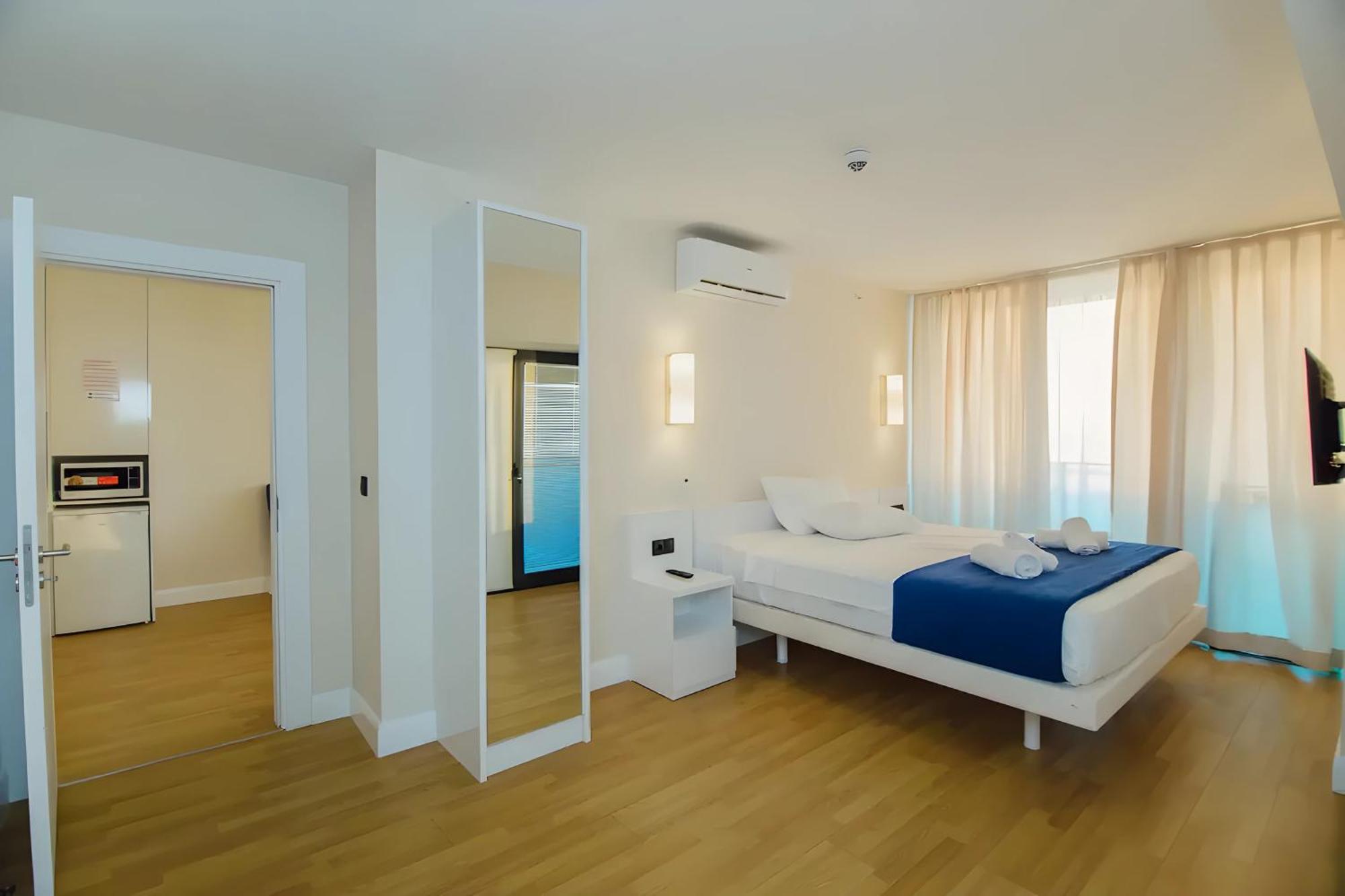 View From Above Orbi City Apartment Batumi Luaran gambar